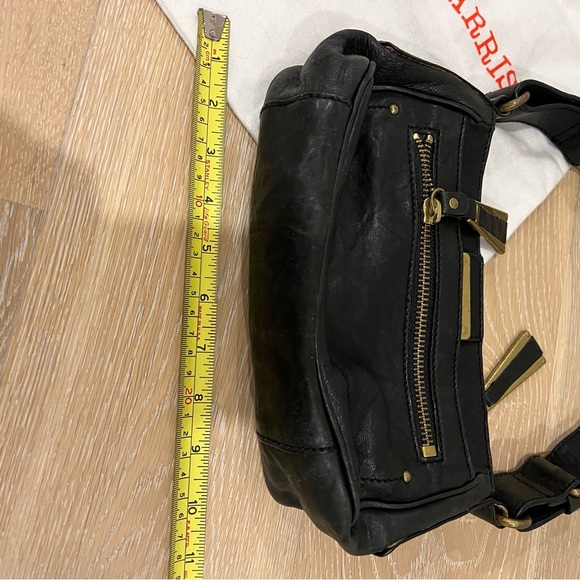 Olivia Harris Leather Shoulder Bag - Picture 5 of 7